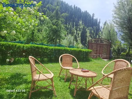 Al-Ayaan Guest House - Image 1