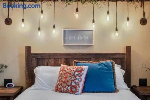 Rustic Suite · Romantic Getaway on Main Street - Rustic Suite - Image 1