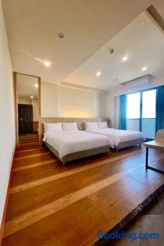 Yunfeng Hotel - Image 1