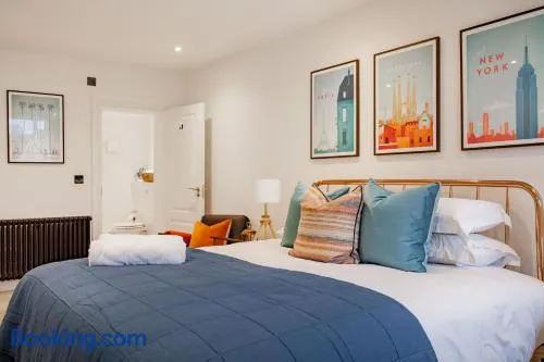Oxfordshire Living - The Churchill Apartment - Woodstock - Image 1