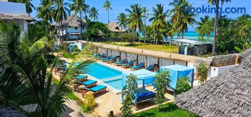 Pingwe Beach Apartments - Image 1