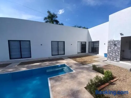 Piscina privada y mucha tranquilidad. - Image 1
