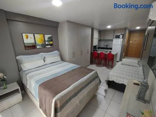 Estudio Confort West Flat com ótima localização. - Image 1