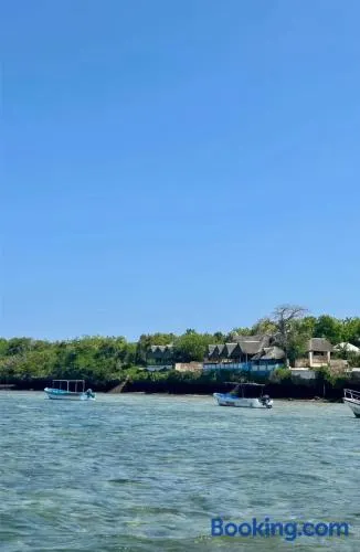 Nthambi luxury stay - Image 1