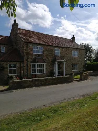 The Old School - Image 1