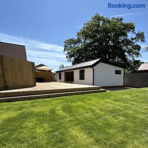White Oaks Sussex - Image 1