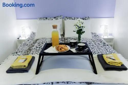 Hotellux B&B - Image 1