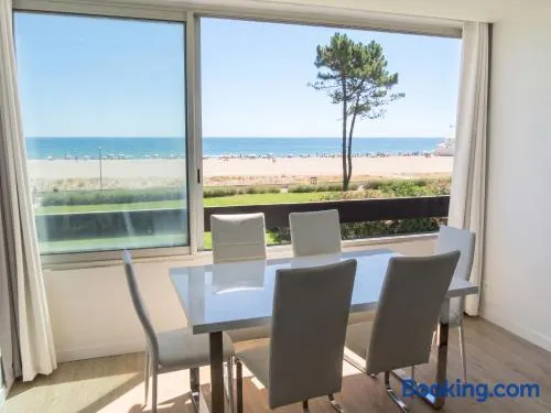 Appartement lumineux à Saint-Cyprien 45 m² vue mer - Image 1