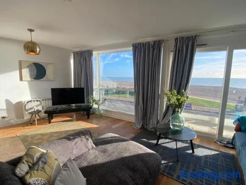 Central Sea View maisonette - Image 1