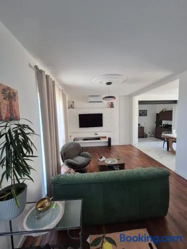 Castellana - Image 1