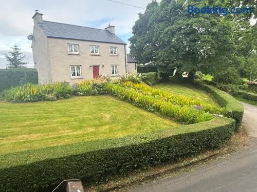 Christie's Cottage Countryside Escape with Spa - Image 1