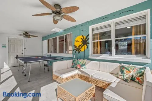 Game Filled Orlando Retreat with Patio and Grill - Image 1