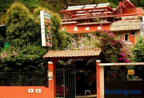 Hostal Chimenea - Image 1