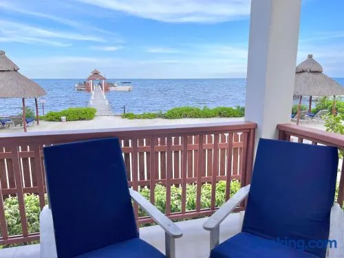 VeLento Oceanfront #2 - Image 1