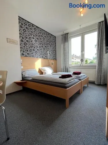 Ferienunterkunft mit 4 Doppelzimmern in Einbeck!! - Image 1