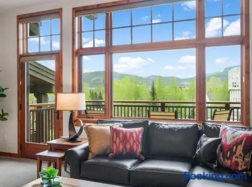 TLC406 - Timberline Cove Lakeside Condo - Image 1