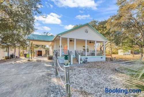 Bayside Manor near Holden Beach - Image 1