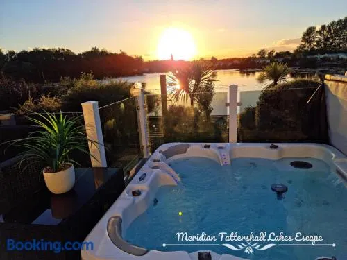 Meridian Tattershall Lakes Escape - Lakeside lodge caravan with the fishing peg LUXURY HOT TUB - Image 1