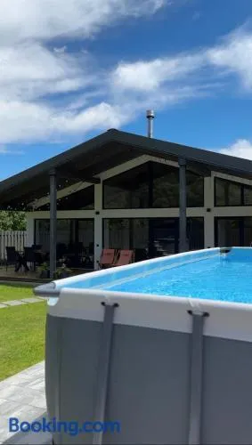 Boiko house - котеджі з чаном-джакузі та басейном - Image 1