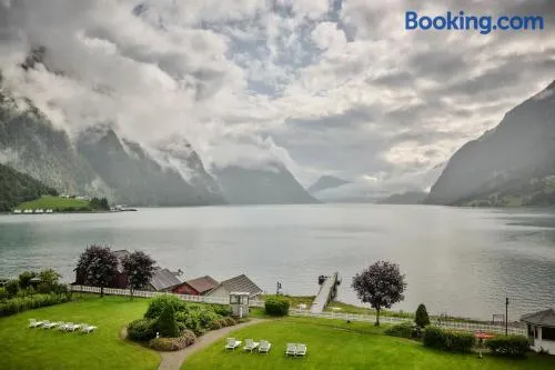 Skjolden Hotell - Image 1