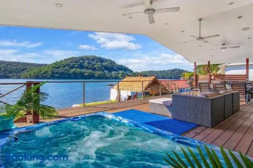 Tranquility with Spa & Jetty - Image 1