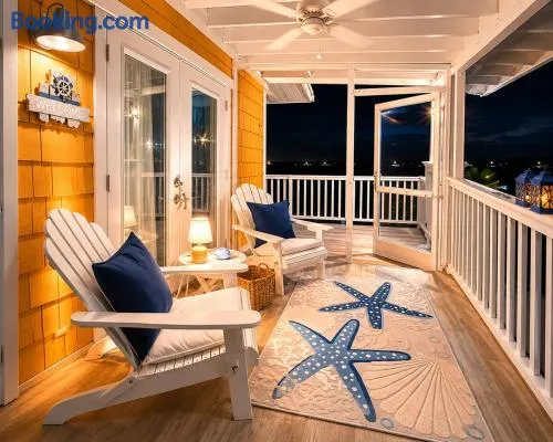 Offshore Oasis Cottage - Image 1