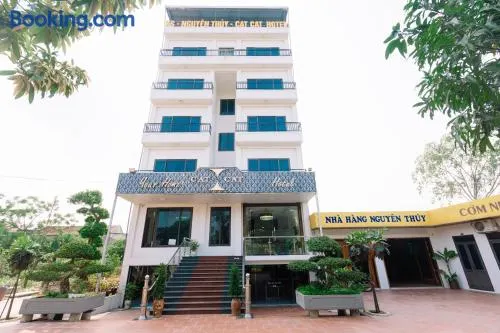 Khách Sạn Cát Cát - Hải Tiến - Image 1