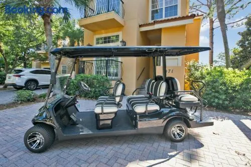 71 Vantage Pointe - Amazing View - Image 1