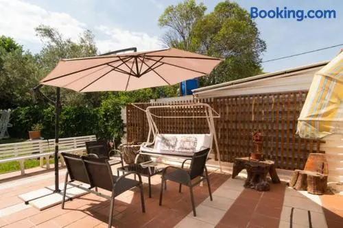 Portes Summer House - Image 1