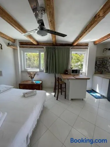 Marbnb Appartamenti Ponza Centro porto Appartamento Palma - Image 1