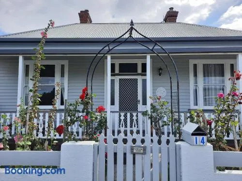 Mariner Rose B&B - Image 1