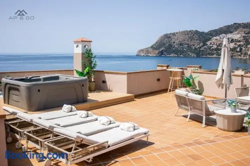 Fuerte Luxury Penthouse & Jacuzzi - Image 1