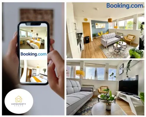 Stylish 2 bed flat in Basingstoke By 20Property Stays Short Lets & Serviced Accommodation - Image 1