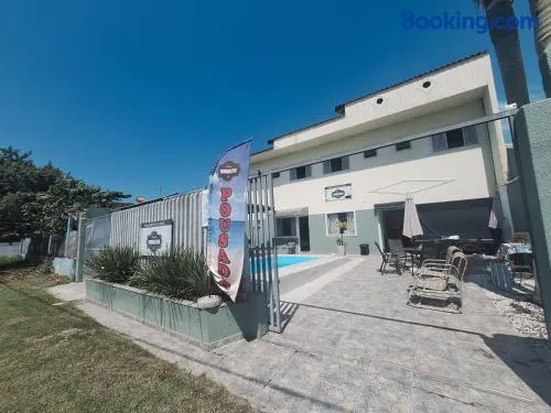 Pousada Recanto Turmalina com Piscina a 440mt da praia - Image 1