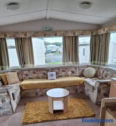Marina Retreat - Image 1