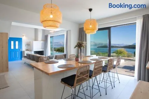 Villa Katerina-Stylish 4 bedroom villa with Sea View - Image 1