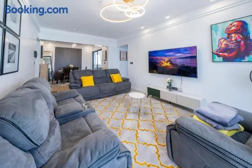 Valley Vista 3BR Suite near JKIA/SGR w Gym & Pool - Image 1