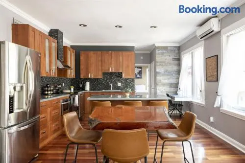 Riverfront Penthouse Suite in Midtown Harrisburg near Hershey - Image 1