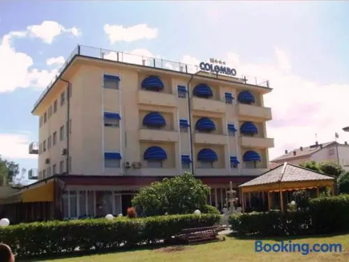 Hotel Villa Colombo - Image 1