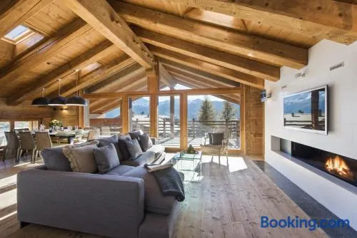 Luxurious Penthouse with Spa - Chalet Valentine B411 - Image 1