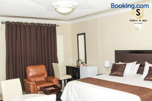 Streets of Gold Guest House - Image 1
