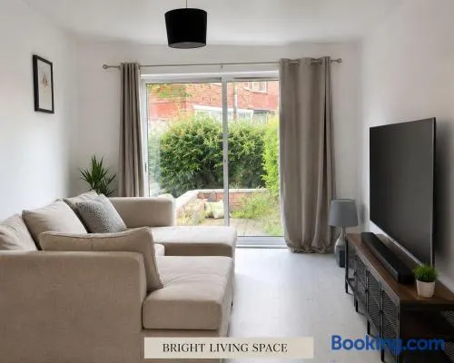Stylish 4BR Home - Sleeps 7 - Parking & WiFi - Image 1