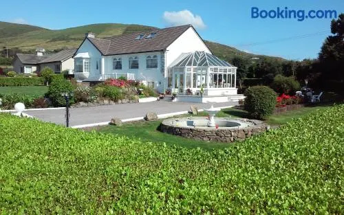Sea Breeze Bed and Breakfast - Image 1