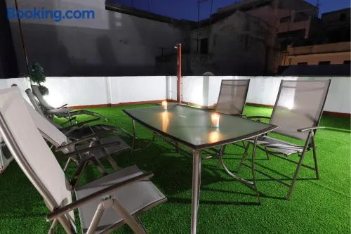 La Terraza de Alfaros & Parking Gratuito - Image 1