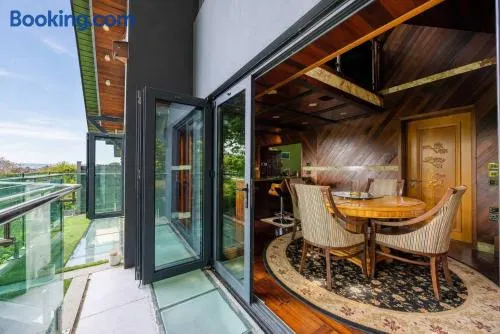 Belmont Deco Noir Penthouse Wellness & Spa - Image 1