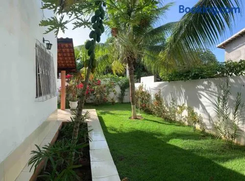 Large house with pool, barbecue and garden - Image 1