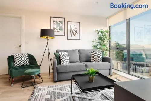 Richmond Row Apartments - Free On-Site Parking, WiFi & EV - Image 1