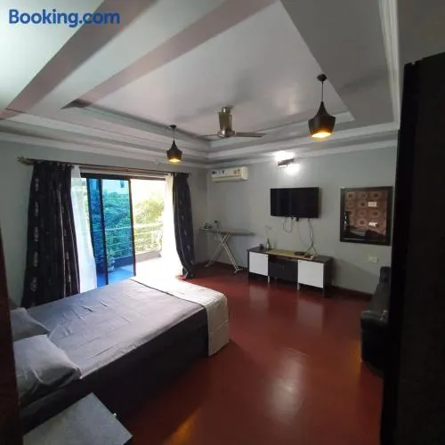 Morden AC 1bhk apartment near Cavelossim beach - Amor - Image 1