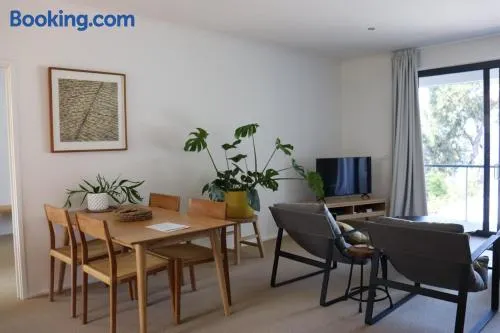 Lorne Surf Apartments - Image 1