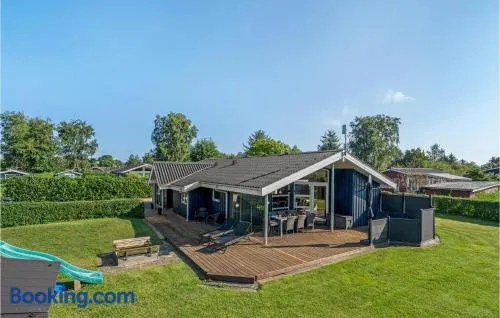 Four-Bedroom Holiday Home In Hadsund - Image 1